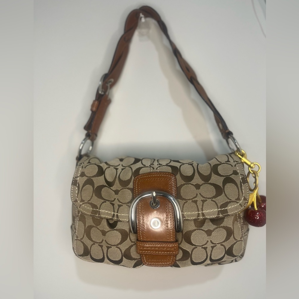 Coach signature Soho Buckle shoulder bag